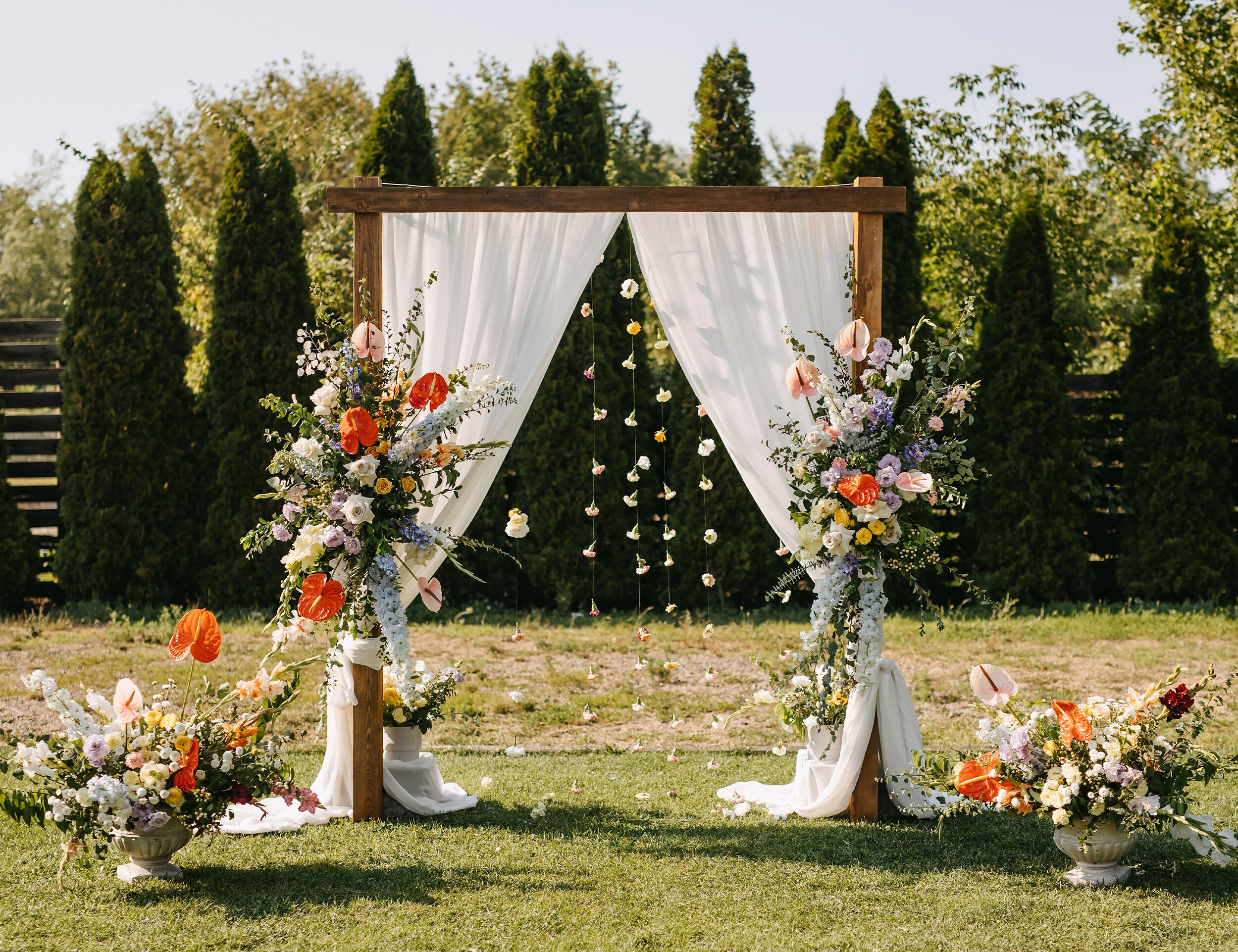 Morning set-up of a wedding soirée 